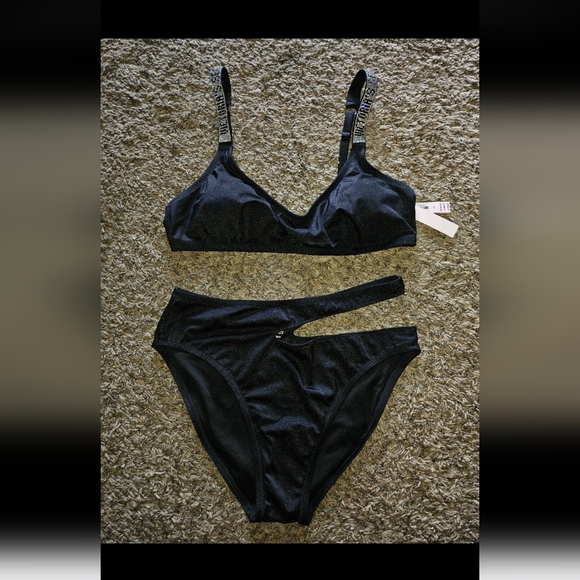 PINK Victoria's Secret Swim Bathing Suit Size Women's Large - Picture 1 of 4